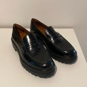 Reformation Agnes Chunky Loafer. Great condition. classic leather penny loafer